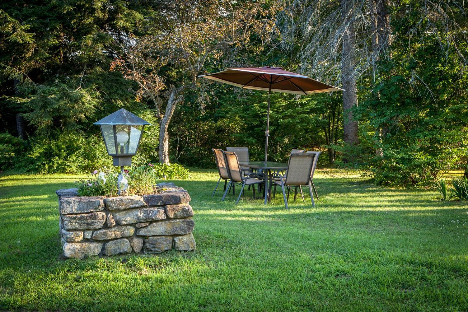 The Tartan Fox At The Meadmere Swanzey ภายนอก รูปภาพ