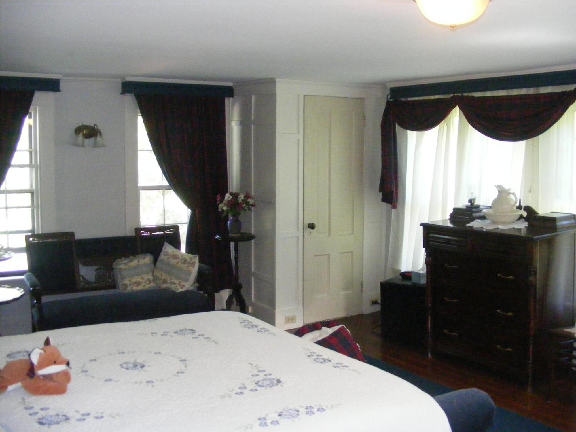 The Tartan Fox At The Meadmere Swanzey ภายนอก รูปภาพ